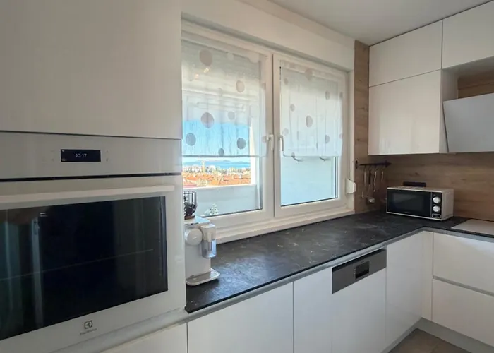 Grand Rina Apartment *